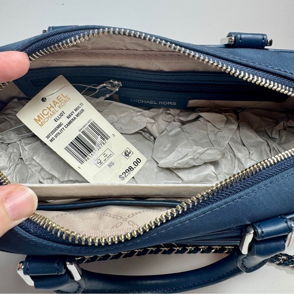 NWT- MICHAEL KORS Elliot Utility Camera Messenger Shoulder Crossbody - Picture 14 of 16